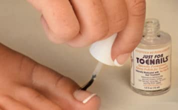 Лак от грибка ногтей на ногах: свойства и эффективность применения